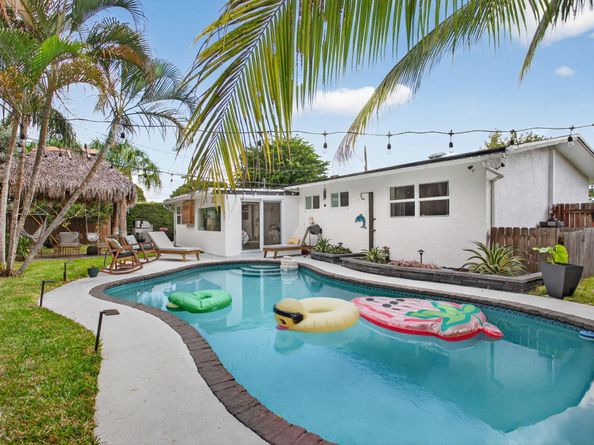 1713 W River Drive, Margate FL 33063