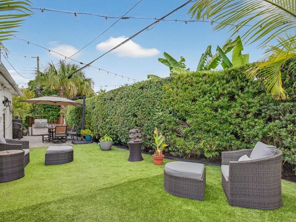 1713 W River Drive, Margate FL 33063