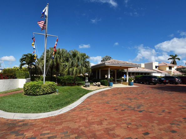 3516 Harbor Circle, Delray Beach FL 33483