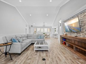 1810 Gulfstream Way, West Palm Beach FL 33411