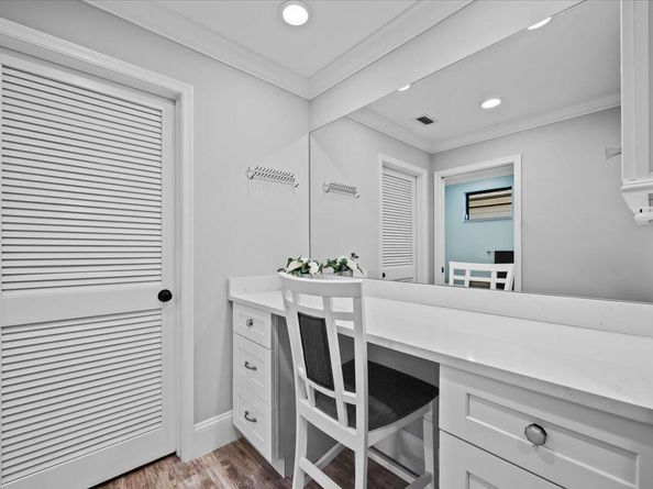 1810 Gulfstream Way, West Palm Beach FL 33411