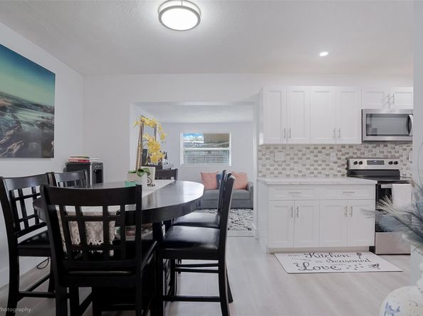 1211 NW 50th Ave, Lauderhill FL 33313