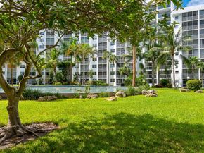 2731 NE 14th St Causeway 430, Pompano Beach FL 33062