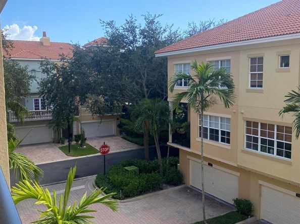 2456 San Pietro Circle, Palm Beach Gardens FL 33410