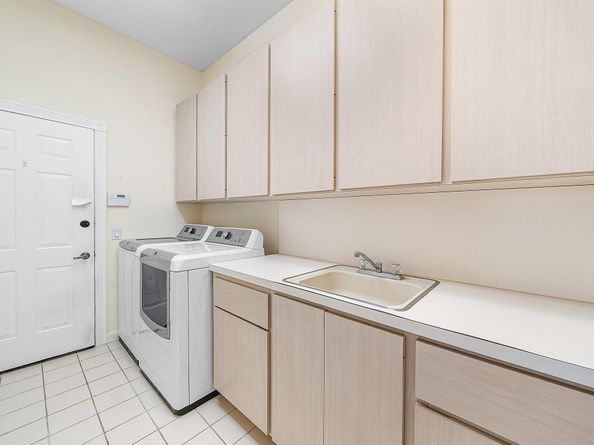 1115 Gator Trail, West Palm Beach FL 33409