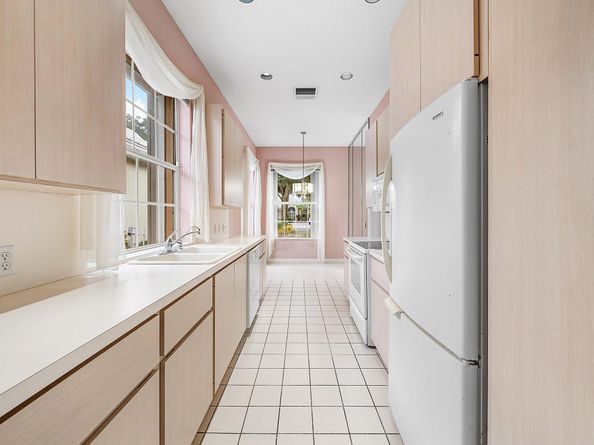 1115 Gator Trail, West Palm Beach FL 33409