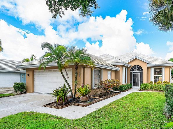 1115 Gator Trail, West Palm Beach FL 33409