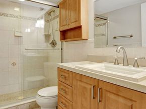 4040 Crystal Lake Dr 202, Deerfield Beach FL 33064
