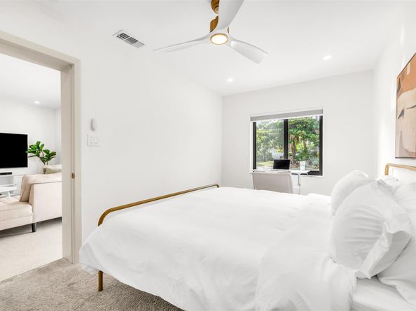 1604 NE 16th Ave, Fort Lauderdale FL 33305