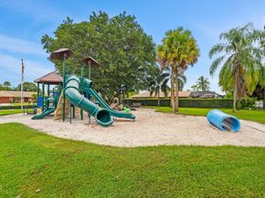 427 Glenbrook Drive, Atlantis FL 33462