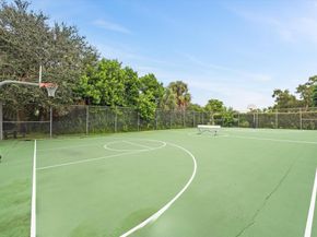 427 Glenbrook Drive, Atlantis FL 33462