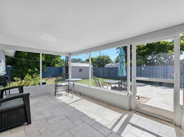 1130 NW 42nd Ct, Oakland Park FL 33309