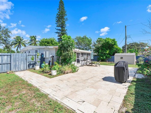 1130 NW 42nd Ct, Oakland Park FL 33309