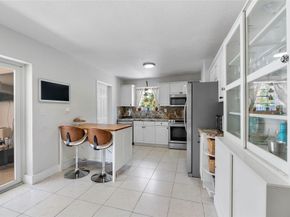 1130 NW 42nd Ct, Oakland Park FL 33309