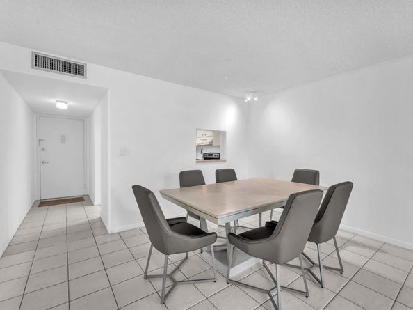 7750 W Mcnab Rd 202, Tamarac FL 33321