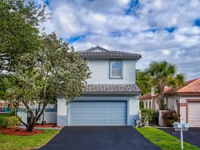 7515 NW 3rd St, Plantation FL 33317