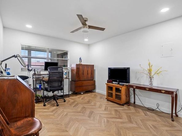 156 Seville G, Delray Beach FL 33446