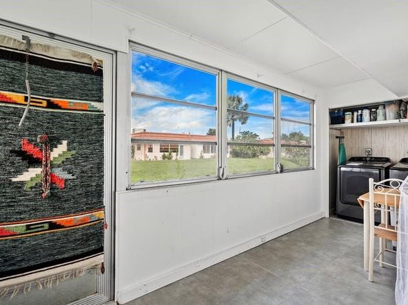 156 Seville G, Delray Beach FL 33446