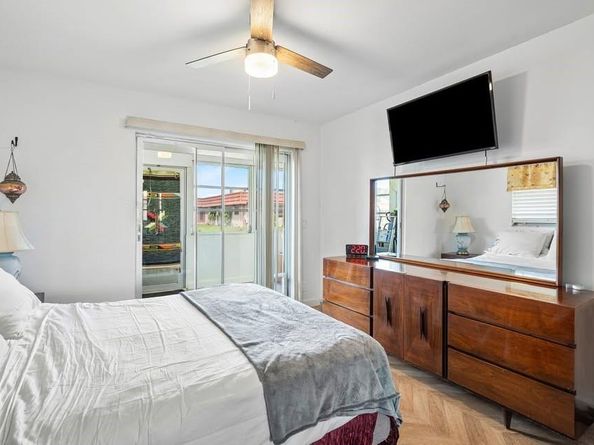 156 Seville G, Delray Beach FL 33446