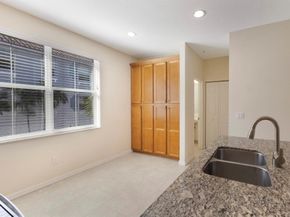 1247 Via De Fossi, Boynton Beach FL 33426
