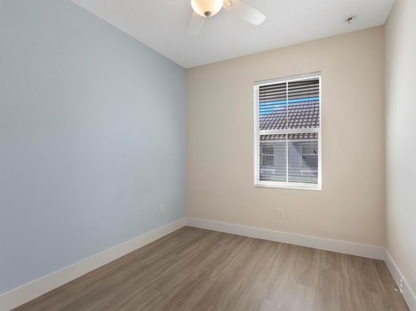 1247 Via De Fossi, Boynton Beach FL 33426
