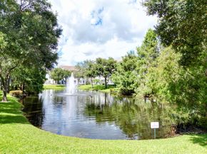 1247 Via De Fossi, Boynton Beach FL 33426