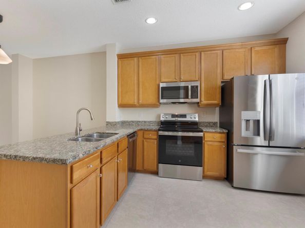 1247 Via De Fossi, Boynton Beach FL 33426