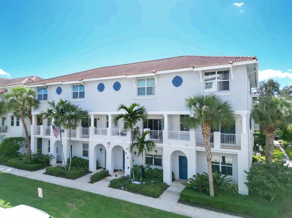 1247 Via De Fossi, Boynton Beach FL 33426