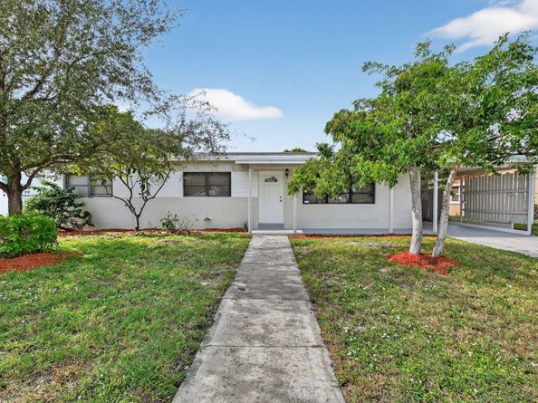 115 N 11th St, Lantana FL 33462