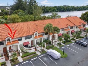 104 Liberty Court, Deerfield Beach FL 33442