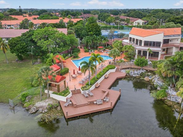 104 Liberty Court, Deerfield Beach FL 33442