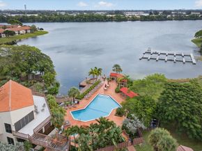 104 Liberty Court, Deerfield Beach FL 33442