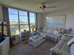 575 Oaks Lane 509, Pompano Beach FL 33069