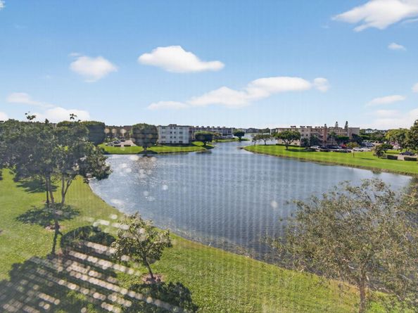 4030 Lincoln B, Boca Raton FL 33434