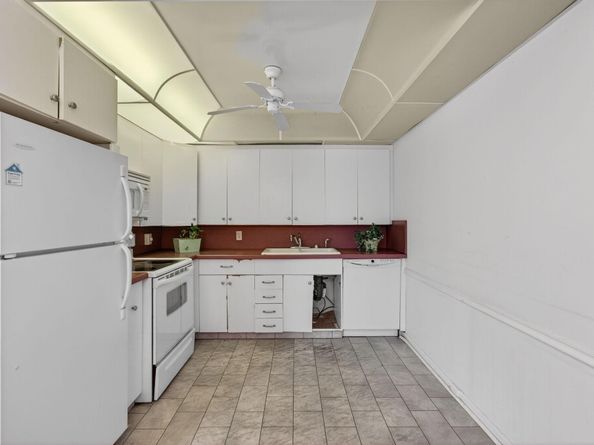 4030 Lincoln B, Boca Raton FL 33434