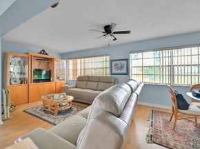 6127 Rainbow Circle, Greenacres FL 33463