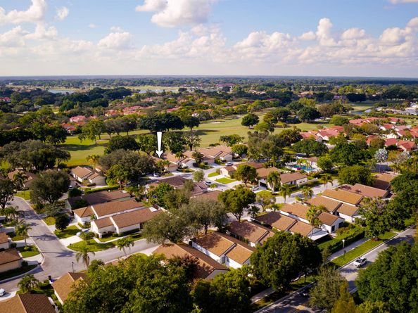 48 Ironwood Way N, Palm Beach Gardens FL 33418