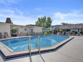 3405 NW 48th Ave 611, Lauderdale Lakes FL 33319