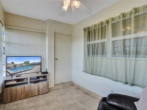 3405 NW 48th Ave 611, Lauderdale Lakes FL 33319