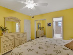 3405 NW 48th Ave 611, Lauderdale Lakes FL 33319