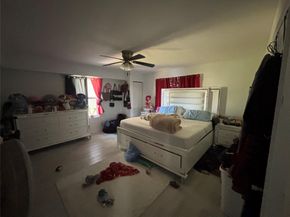 935 NE 33rd St, Oakland Park FL 33334