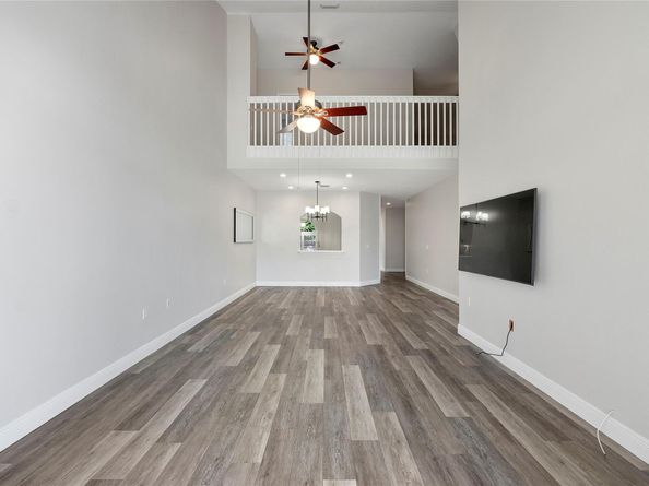 576 W Palm Aire Dr, Pompano Beach FL 33069