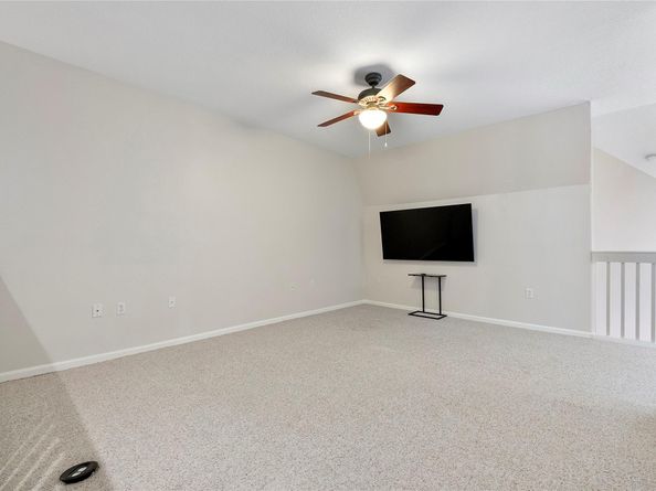 576 W Palm Aire Dr, Pompano Beach FL 33069