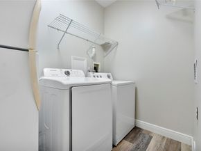 576 W Palm Aire Dr, Pompano Beach FL 33069