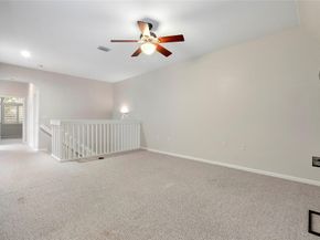 576 W Palm Aire Dr, Pompano Beach FL 33069