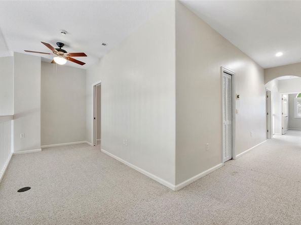 576 W Palm Aire Dr, Pompano Beach FL 33069