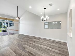 576 W Palm Aire Dr, Pompano Beach FL 33069