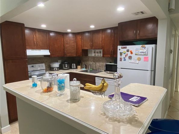 4374 NW 9th Avenue 173b, Deerfield Beach FL 33064