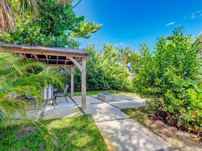 385 Hunter Street, West Palm Beach FL 33405