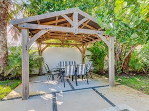 385 Hunter Street, West Palm Beach FL 33405